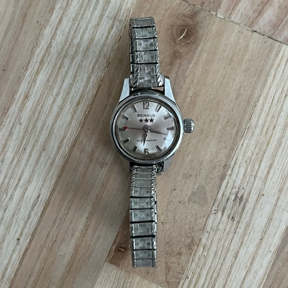 Benrus 3 Stars Ladies Watch Rare Vintage Self-Winding Silver Dial Stretch Band